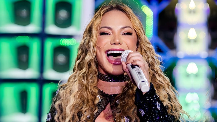 Leia mais sobre o artigo Janaina Alves fortalece audiovisual “Forró de Paredão” gravado em Fortaleza