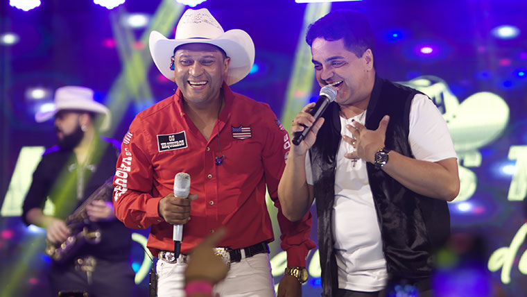 Leia mais sobre o artigo Hayllan dos Teclados canta “Morango do Nordeste” com participação de Lairton