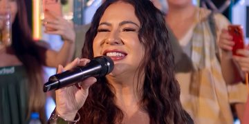 Lagosta Bronzeada revive “Mensagem Pra Você” em releitura marcada por emoção e nostalgia