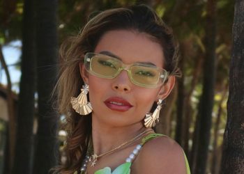 Vanessa A Cantora apresenta “Pode Falar” com videoclipe gravado na praia